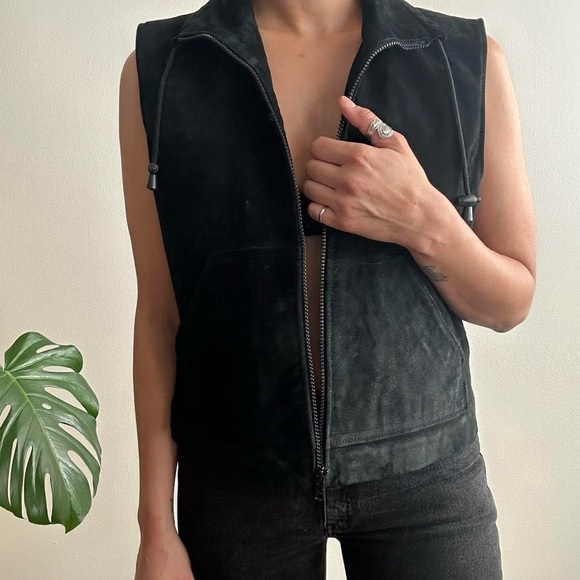 Vintage Wilson’s Leather Maxima Black Suede Vest - Picture 1 of 6